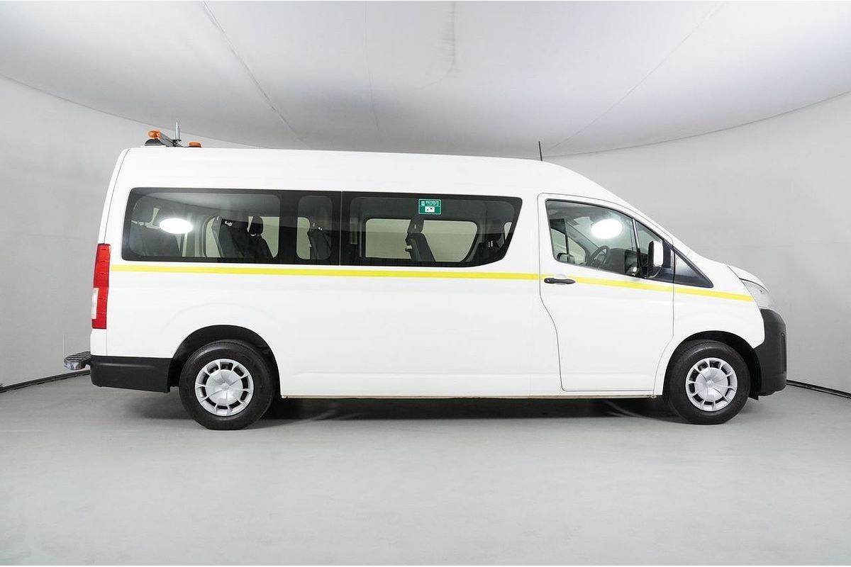 2019 Toyota Hiace COMMUTER (12 SEATS) GDH322R