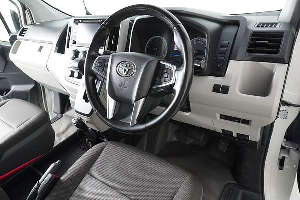 2019 Toyota Hiace COMMUTER (12 SEATS) GDH322R