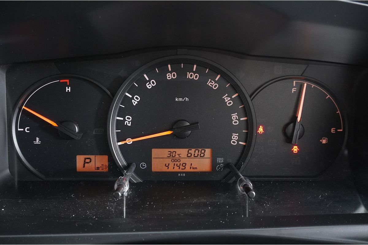 2018 Toyota Hiace Commuter KDH223R