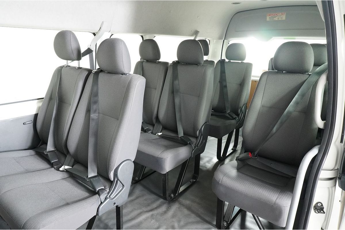 2018 Toyota Hiace Commuter KDH223R