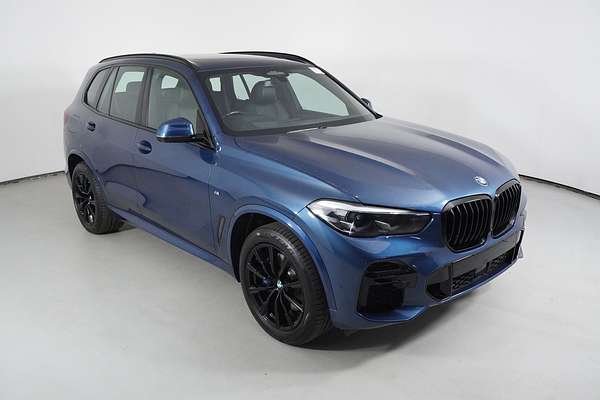2022 BMW X5 xDRIVE30d M SPORT G05