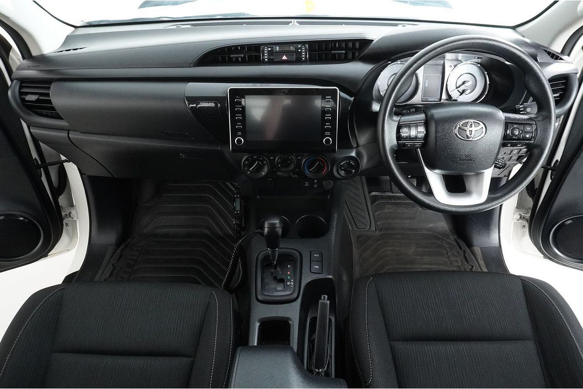 Vehicle photo 9