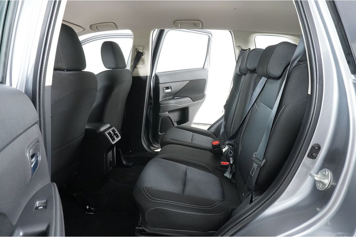 2021 Mitsubishi OUTLANDER ES 7 SEAT (AWD) ZL MY21