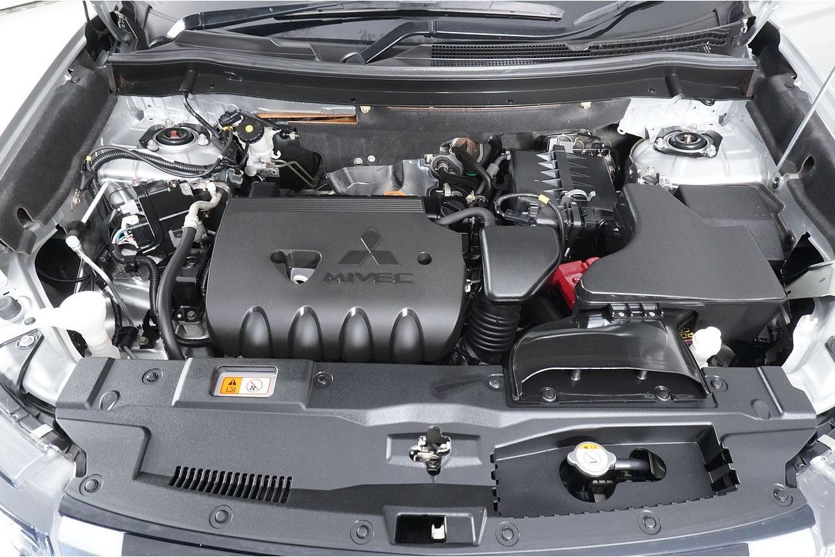 2021 Mitsubishi OUTLANDER ES 7 SEAT (AWD) ZL MY21