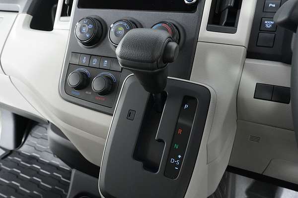 2024 Toyota Hiace SLWB COMMUTER (12 SEATS) GDH322R