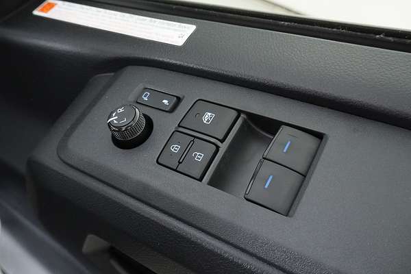 2024 Toyota Hiace SLWB COMMUTER (12 SEATS) GDH322R