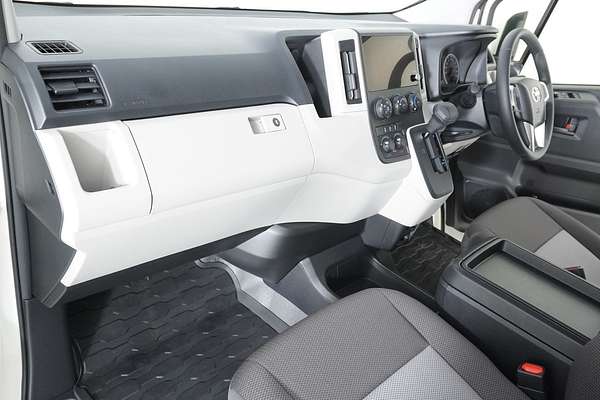 2024 Toyota Hiace SLWB COMMUTER (12 SEATS) GDH322R