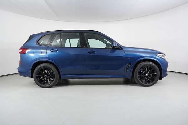 2022 BMW X5 xDRIVE30d M SPORT G05
