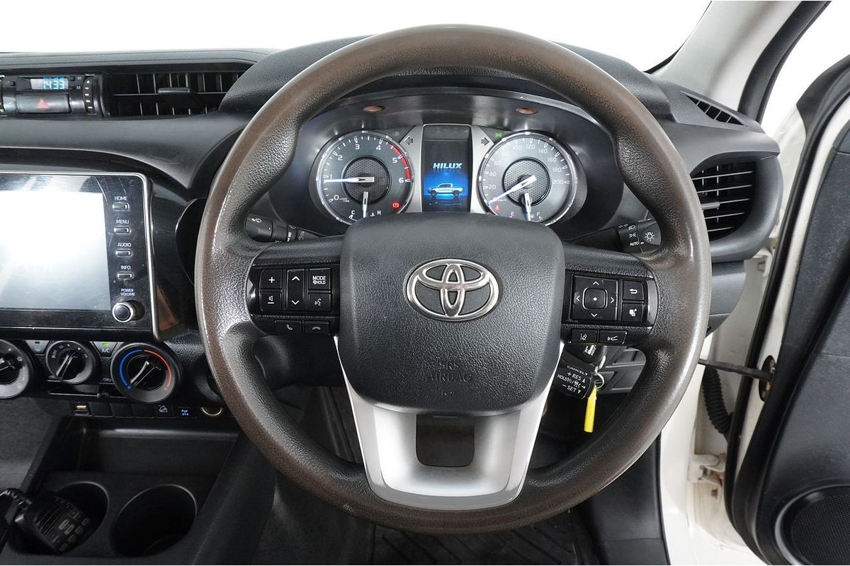2021 Toyota HILUX SR (4x4) GUN126R FACELIFT 4X4