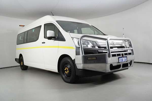 2021 Toyota Hiace Commuter GDH322R