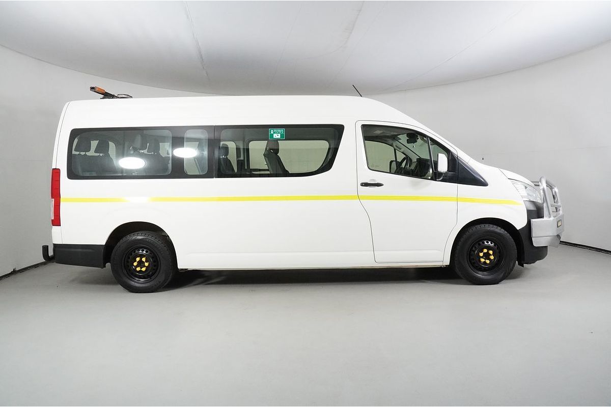 2021 Toyota Hiace Commuter GDH322R