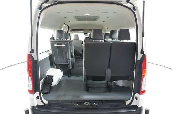 2021 Toyota Hiace Commuter GDH322R