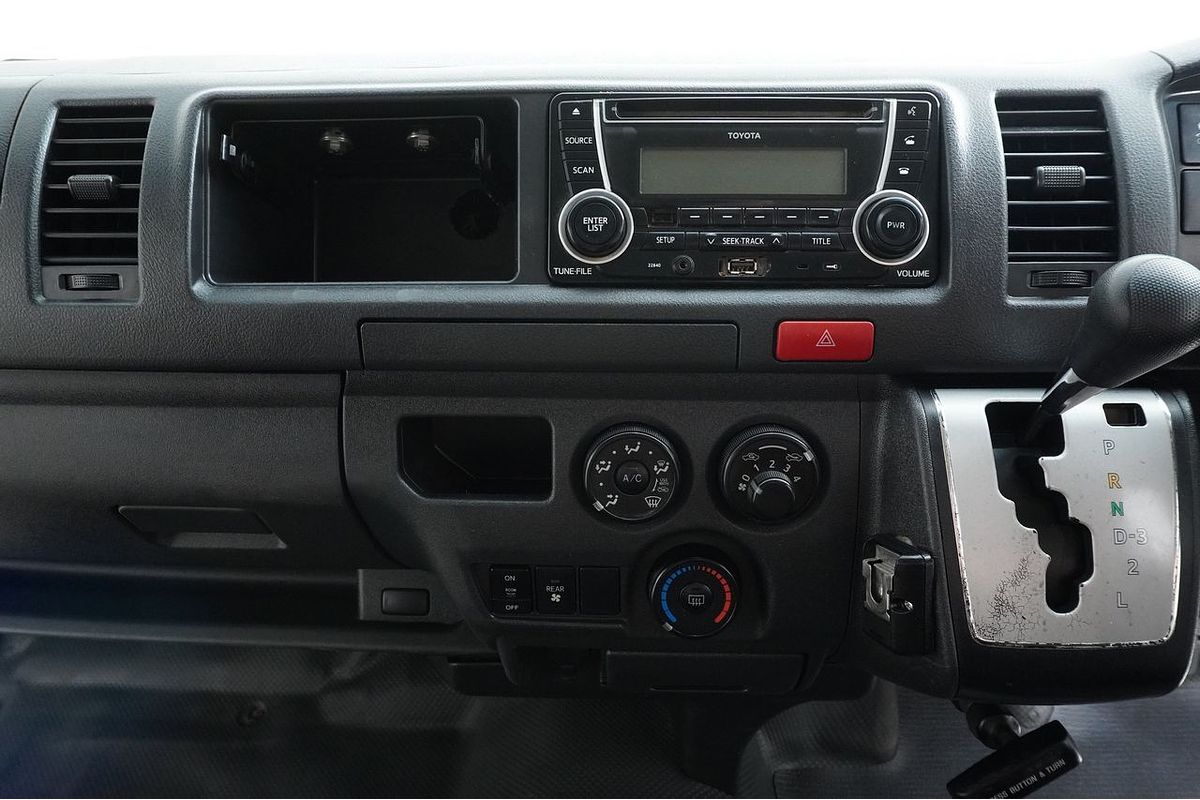 2017 Toyota HIACE COMMUTER KDH223R MY16