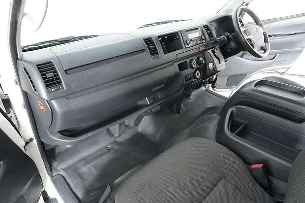 2017 Toyota HIACE COMMUTER KDH223R MY16