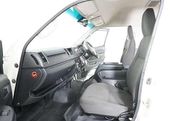 2017 Toyota HIACE COMMUTER KDH223R MY16