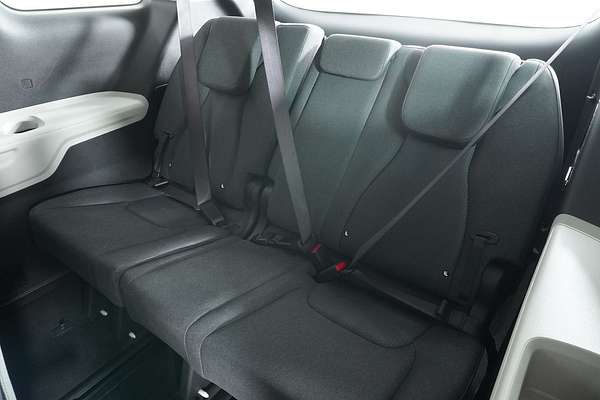 2022 Kia Carnival Si KA4
