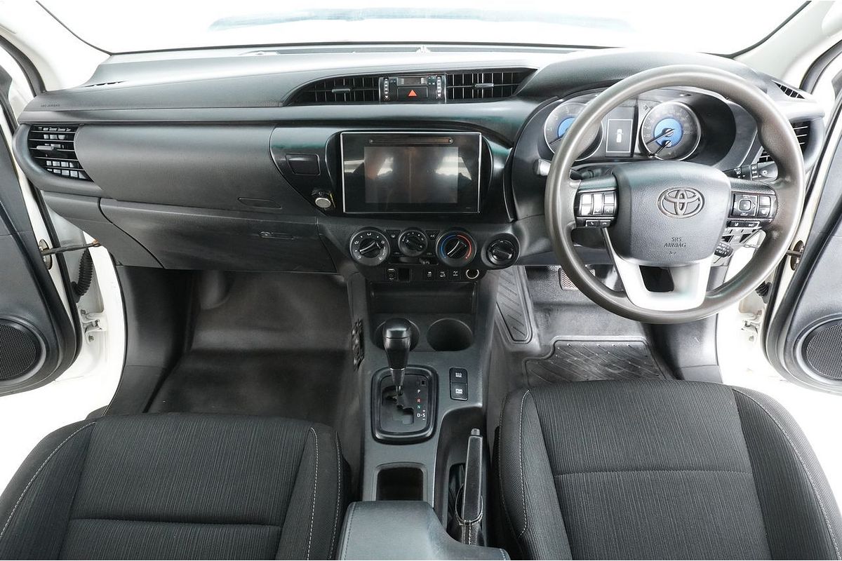 2019 Toyota HILUX SR (4x4) GUN126R MY19 UPGRADE 4X4