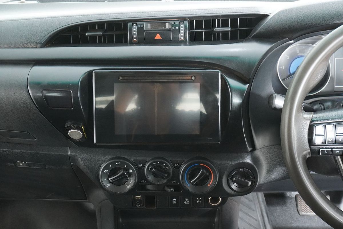 2019 Toyota HILUX SR (4x4) GUN126R MY19 UPGRADE 4X4