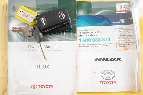 2019 Toyota HILUX SR (4x4) GUN126R MY19 UPGRADE 4X4