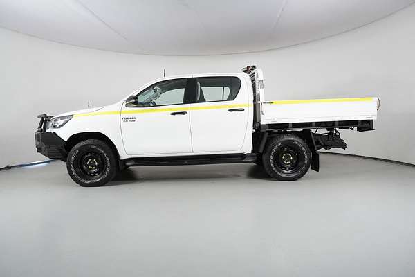 2020 Toyota HILUX SR (4x4) GUN126R FACELIFT 4X4
