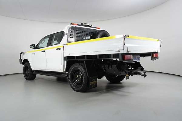 2020 Toyota HILUX SR (4x4) GUN126R FACELIFT 4X4