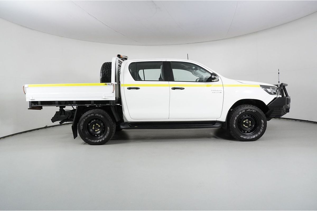 2020 Toyota HILUX SR (4x4) GUN126R FACELIFT 4X4