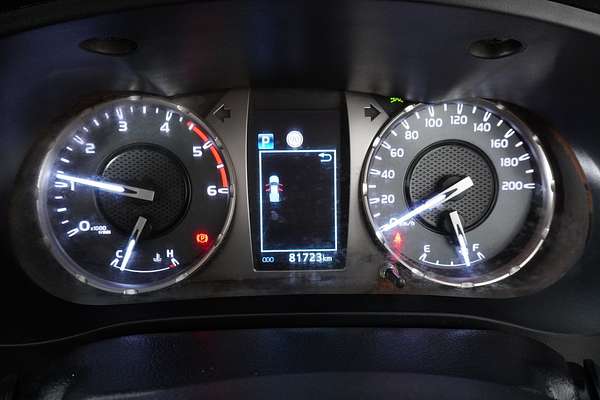 2020 Toyota HILUX SR (4x4) GUN126R FACELIFT 4X4