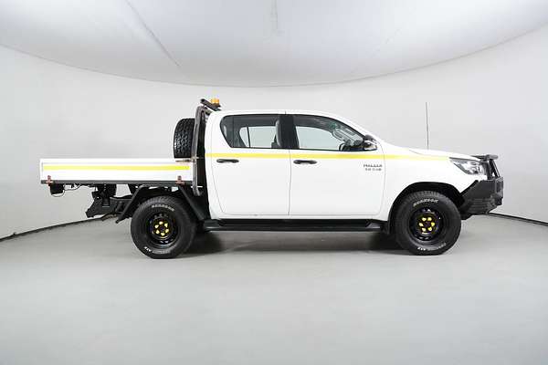 2021 Toyota HILUX SR (4x4) GUN126R FACELIFT 4X4