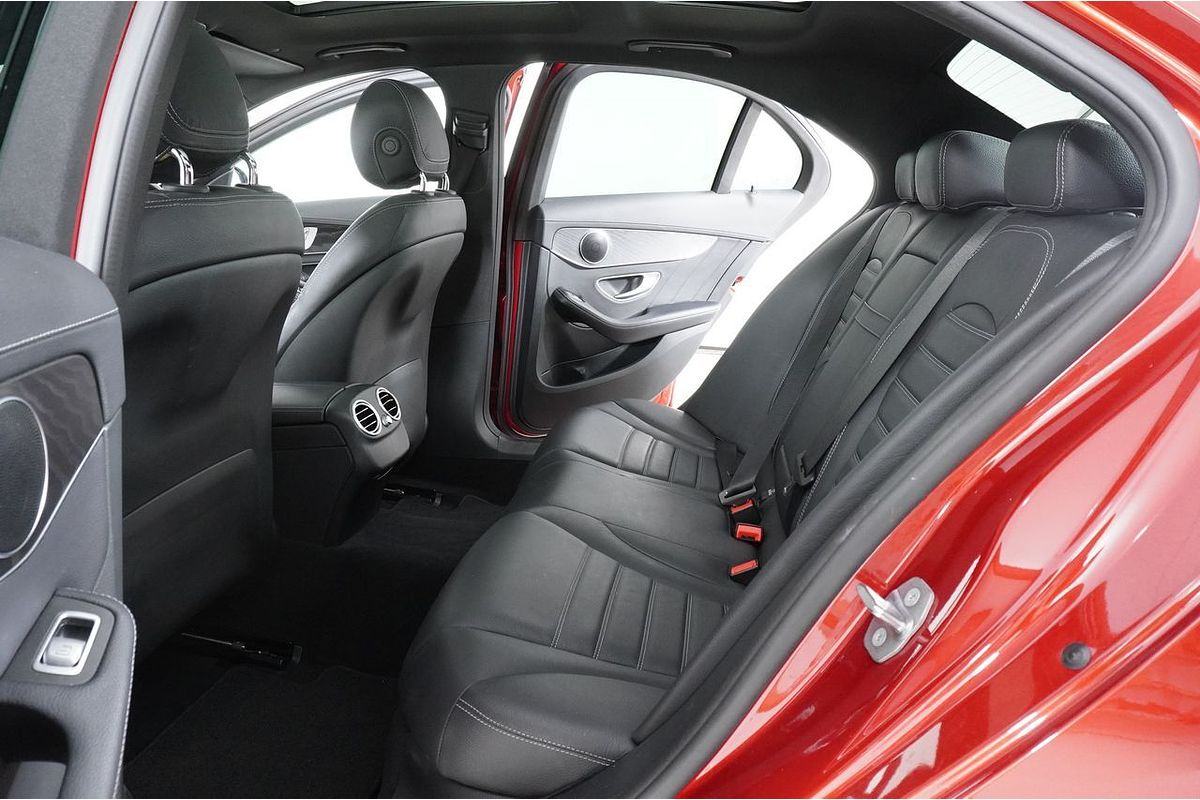 2019 Mercedes-Benz C-Class C300 W205