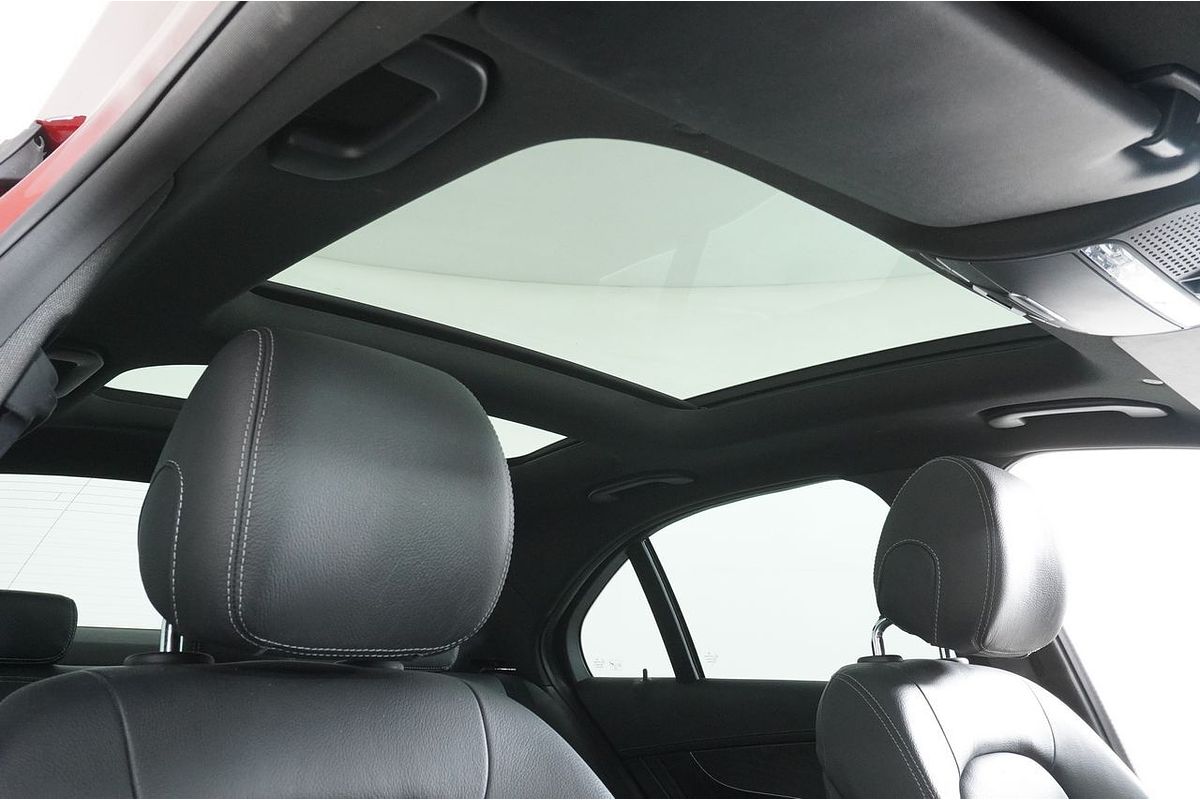 2019 Mercedes-Benz C-Class C300 W205