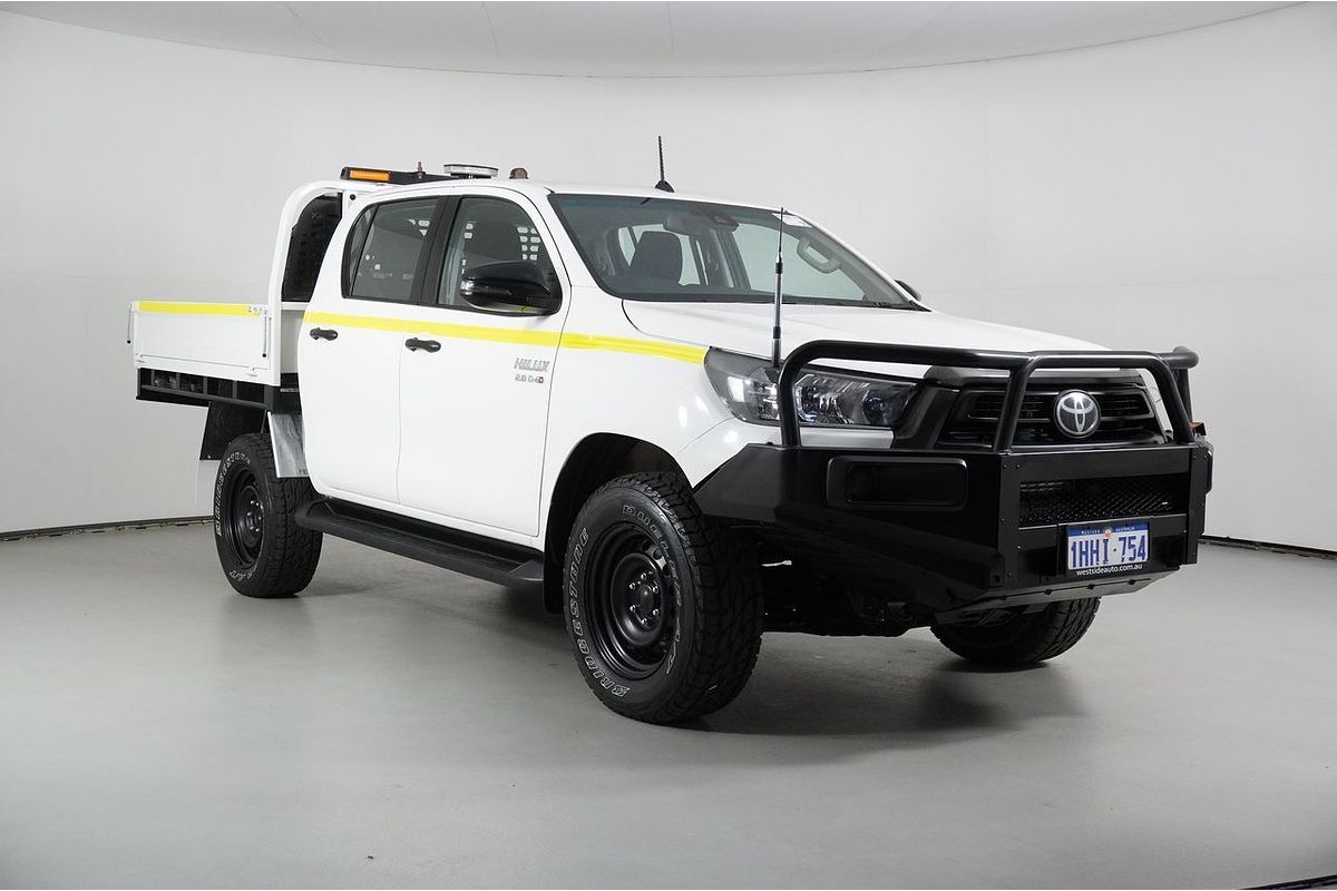 2020 Toyota HILUX SR (4x4) GUN126R FACELIFT 4X4