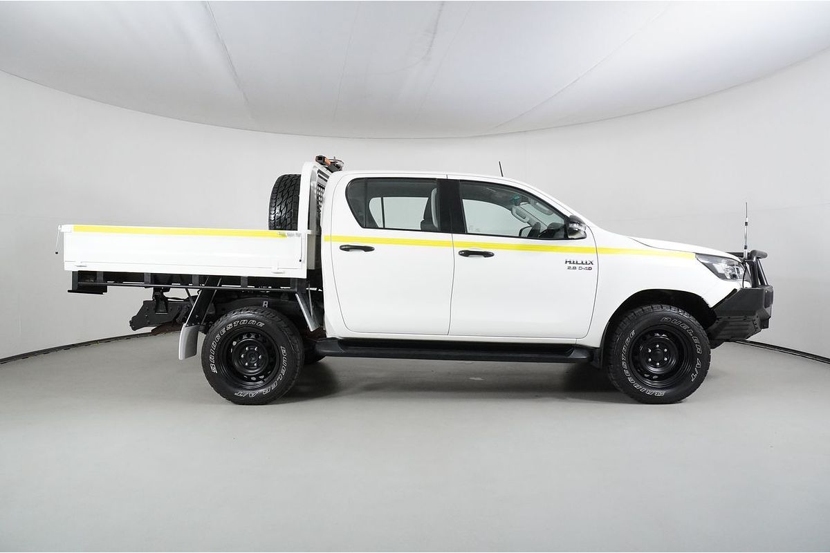 2020 Toyota HILUX SR (4x4) GUN126R FACELIFT 4X4
