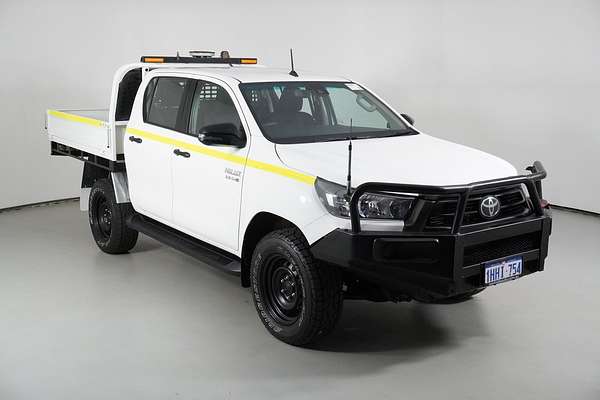 2020 Toyota HILUX SR (4x4) GUN126R FACELIFT 4X4