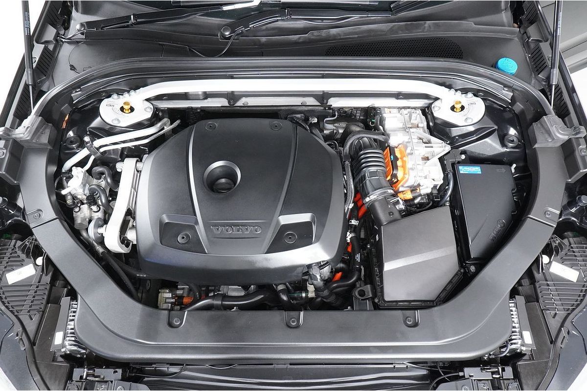 2020 Volvo XC60 T8 PHEV POLESTAR (AWD) 246 MY21