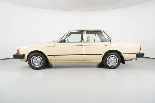 1982 Toyota CORONA CS