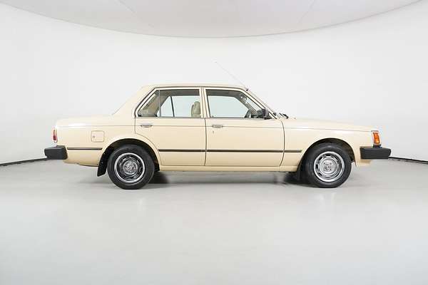 1982 Toyota CORONA CS