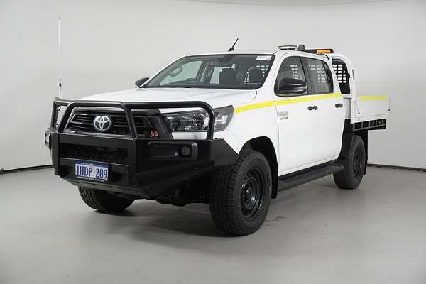 2020 Toyota HILUX SR (4x4) GUN126R FACELIFT 4X4