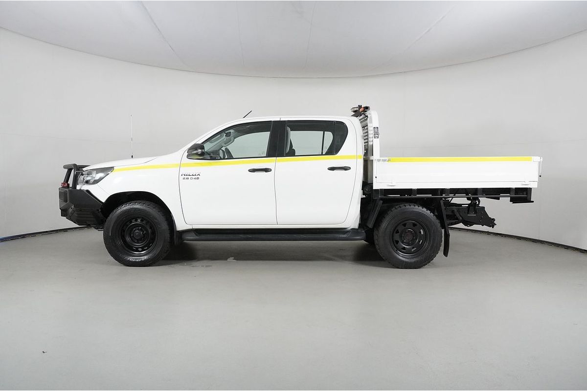 2020 Toyota HILUX SR (4x4) GUN126R FACELIFT 4X4