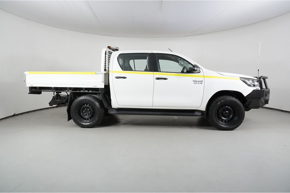 2020 Toyota HILUX SR (4x4) GUN126R FACELIFT 4X4