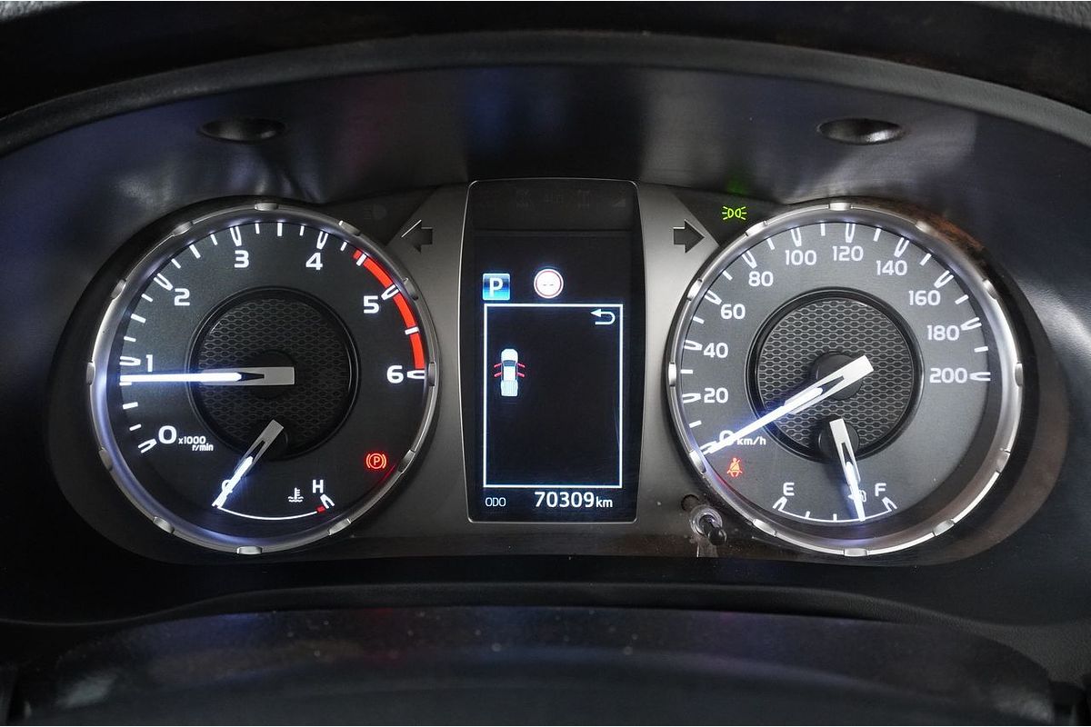 2020 Toyota HILUX SR (4x4) GUN126R FACELIFT 4X4