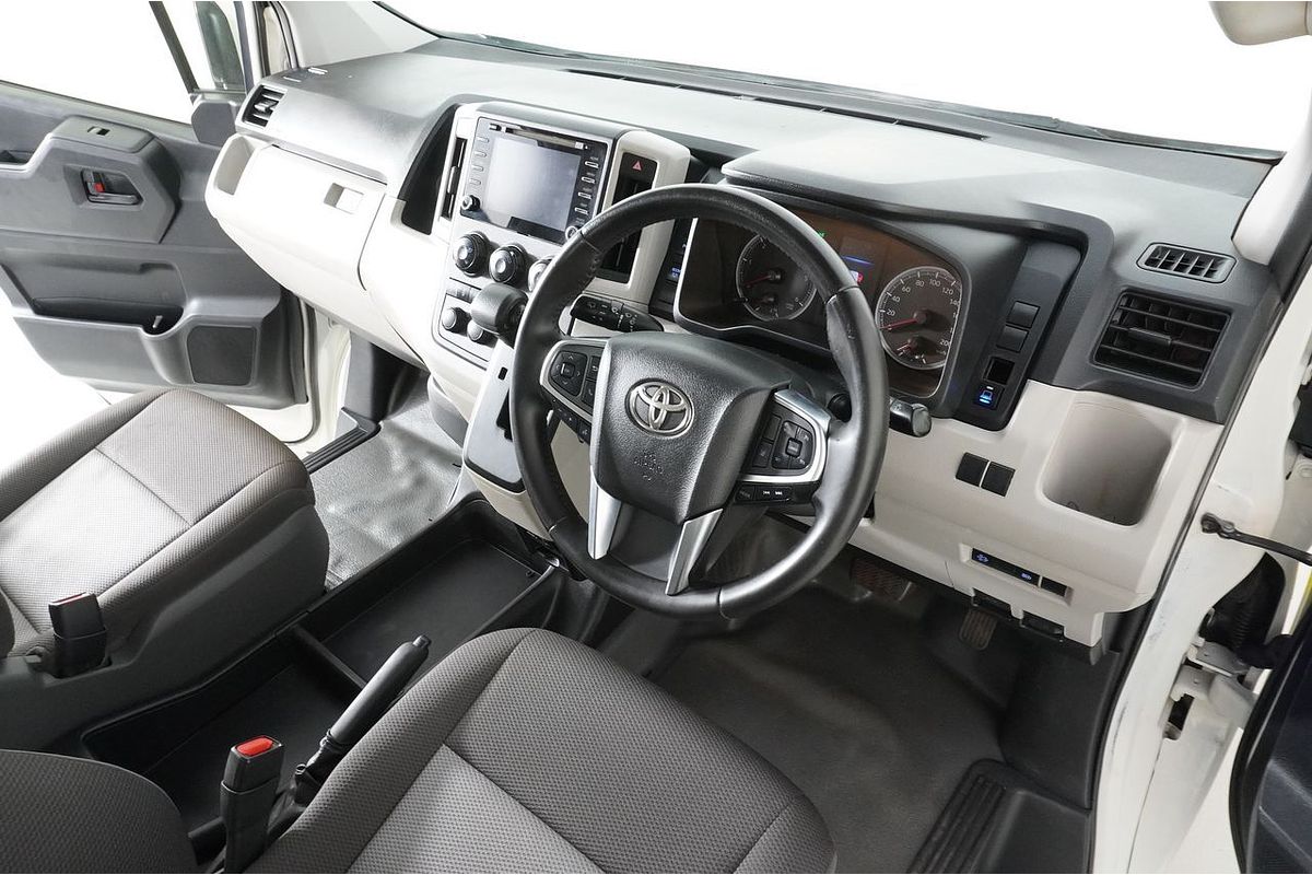 2020 Toyota Hiace COMMUTER (12 SEATS) GDH322R