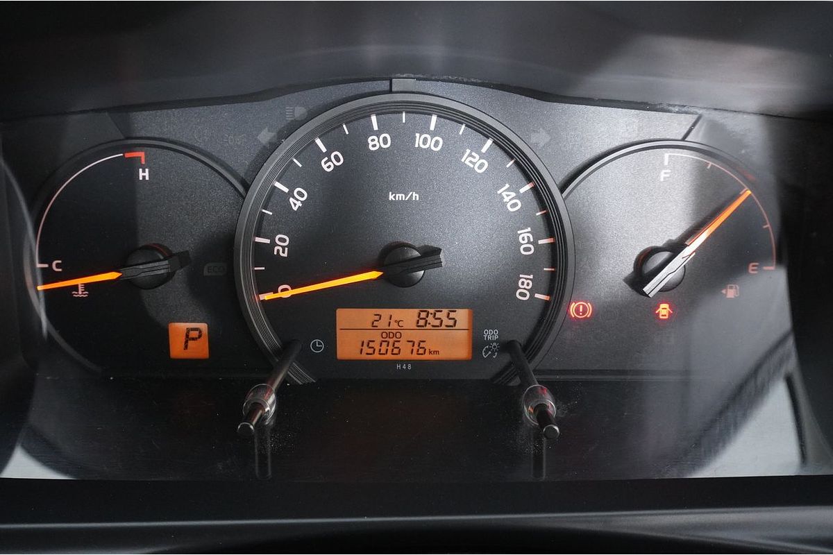 2015 Toyota HIACE LWB TRH201R MY15 LWB