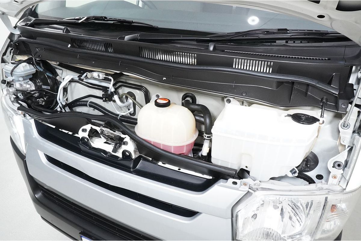2015 Toyota HIACE LWB TRH201R MY15 LWB