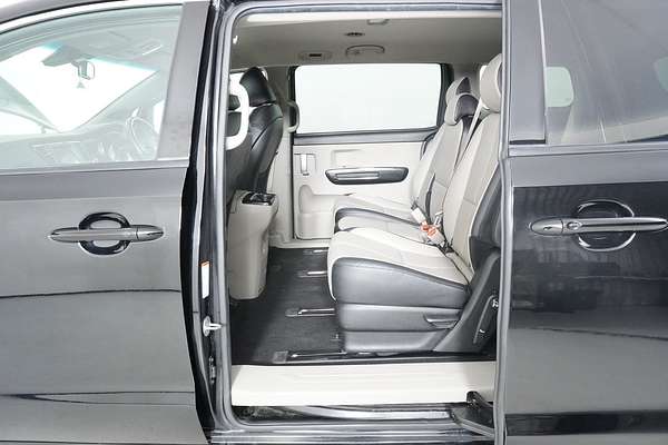 2020 Kia Carnival SLi YP