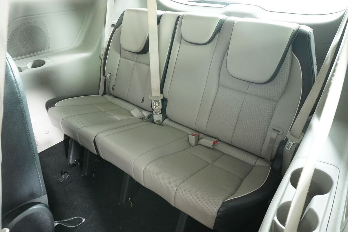 2020 Kia Carnival SLi YP