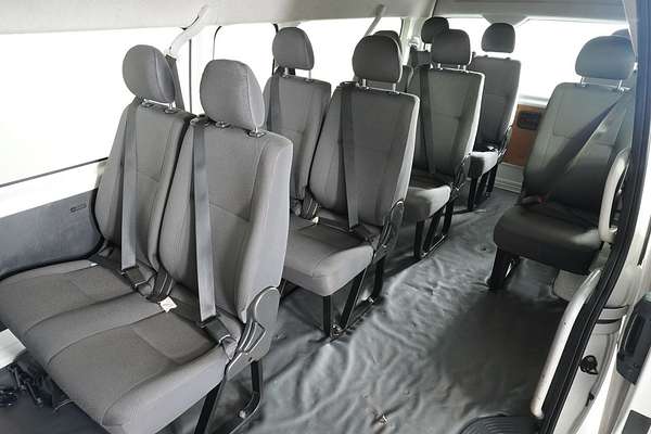 2018 Toyota Hiace COMMUTER (12 SEATS) KDH223R MY16