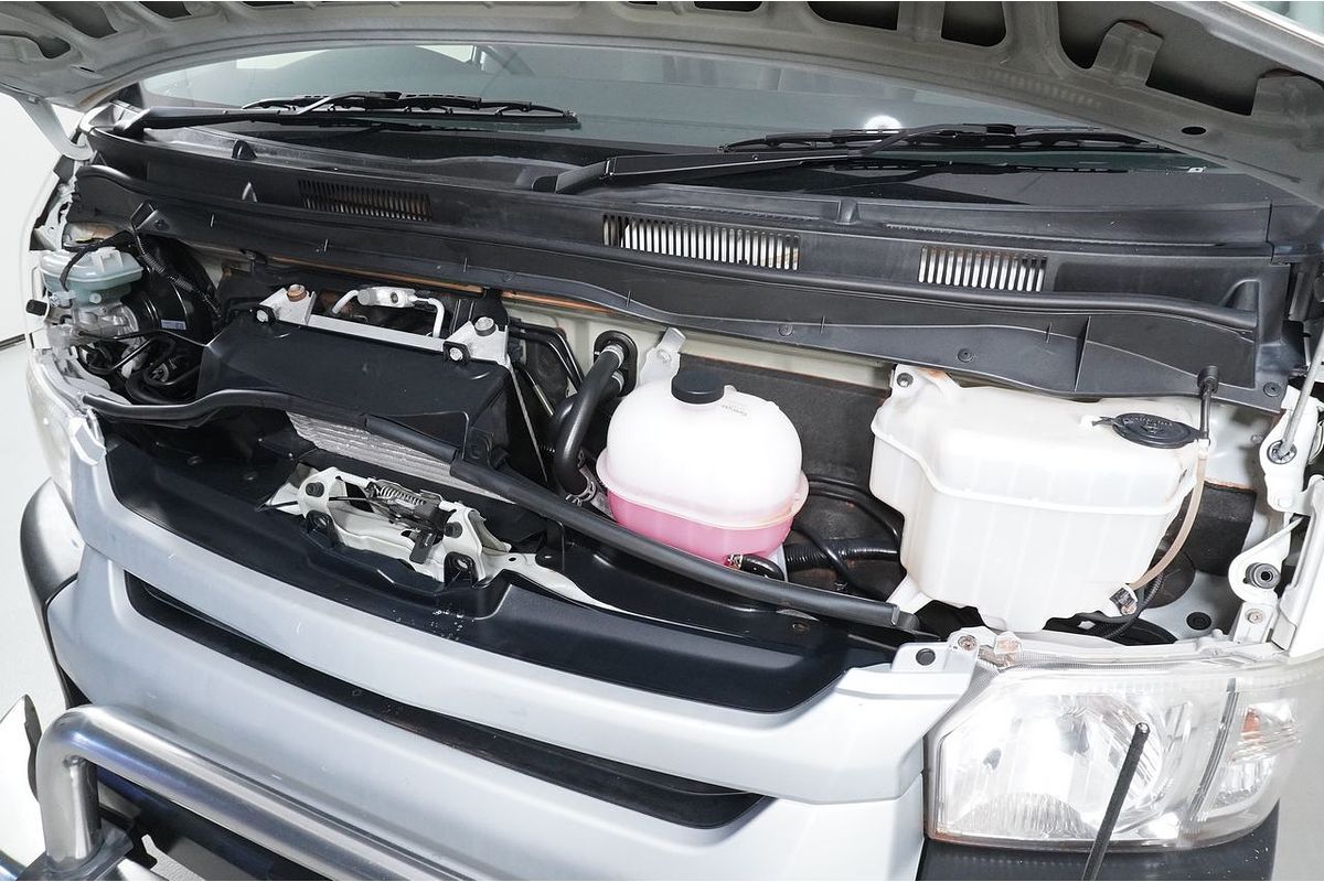 2018 Toyota Hiace COMMUTER (12 SEATS) KDH223R MY16