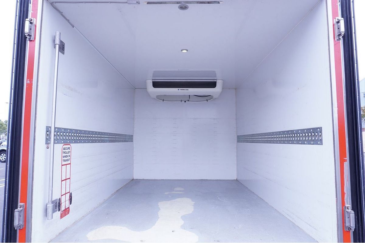 2020 Hino 616 3 PALLET REFRIGERATED/FREEZER IFS