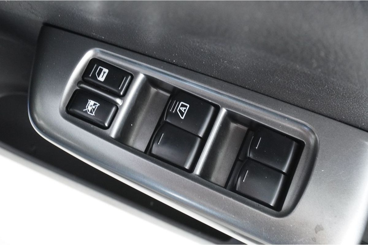 2011 Subaru IMPREZA R (AWD) MY11