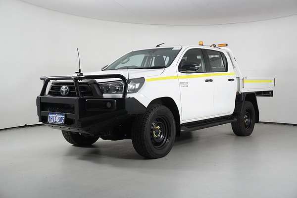 2020 Toyota HILUX SR (4x4) GUN126R FACELIFT 4X4